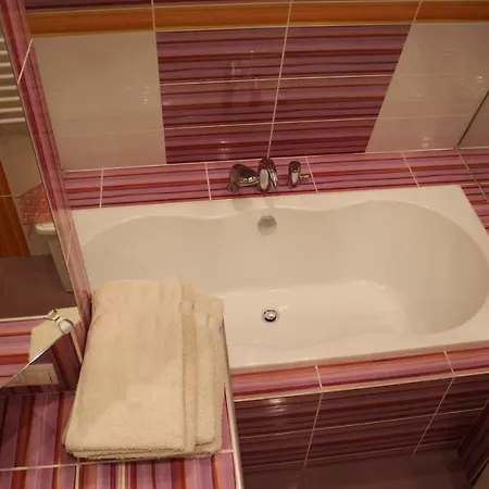 сozy Loft With Air Conditioning Apartment